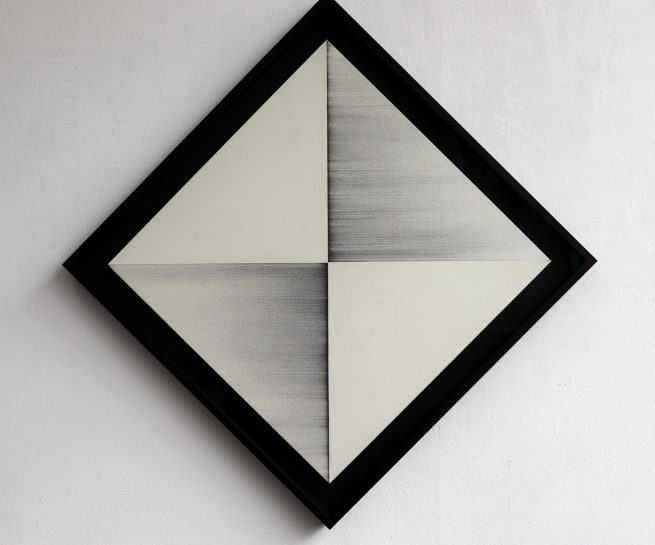 "jiba kr 2" - 2011 / magnet, acrylic, iron turnings on canvas / framed 72 x 72 x 5 cm